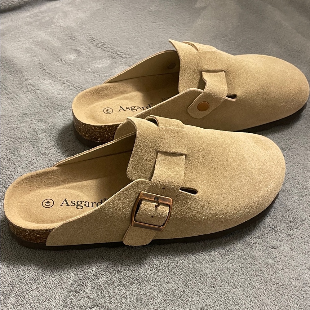 Women's Beige Suede Mules New w/o tags - Picture 3 of 5